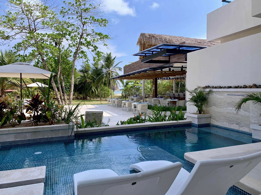 Plunge Pool Suite.007