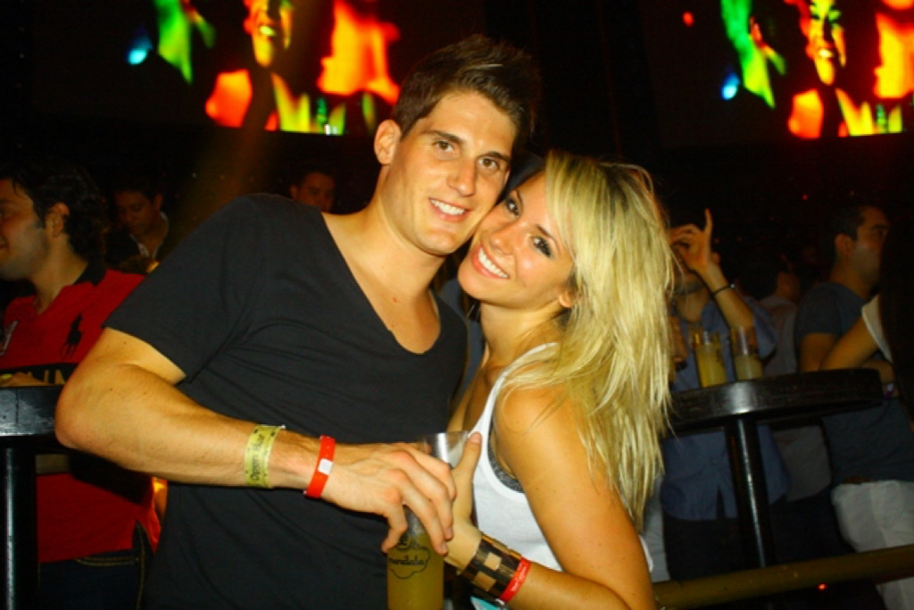Asha Bar Lounge-Clientes_Fotor4